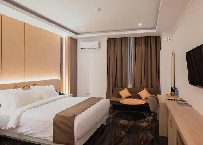 Fahira Hotel Syariah Padang
